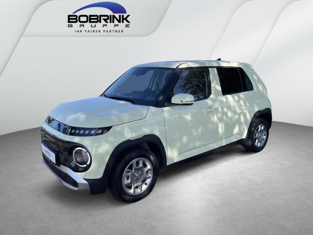 HYUNDAI INSTER in Gelb von vorne