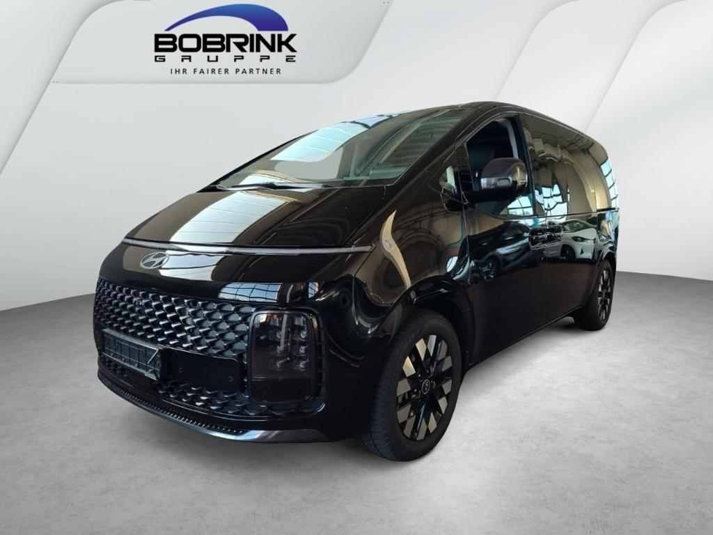 HYUNDAI STARIA in Schwarz von vorne
