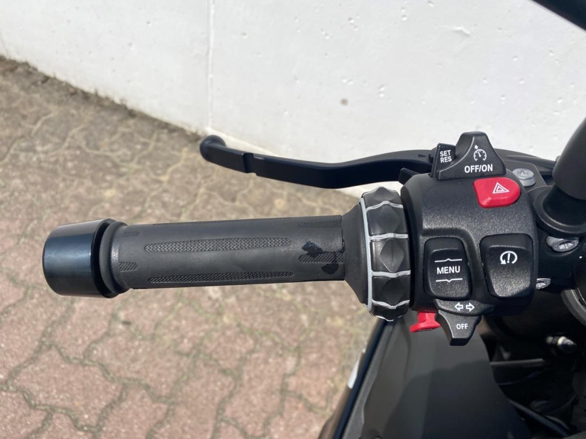 Originalaufnahme des Fahrzeugs