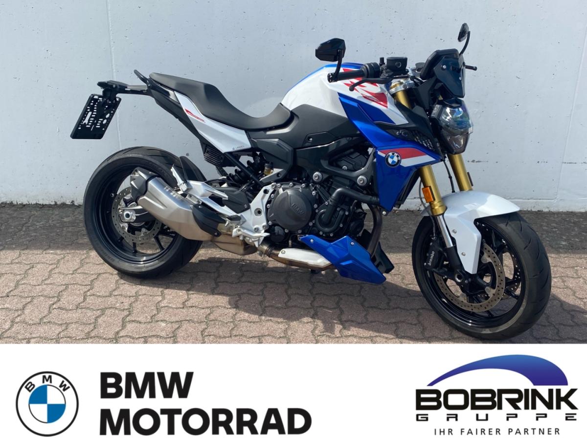 BMW F 900 R in Weiß von vorne
