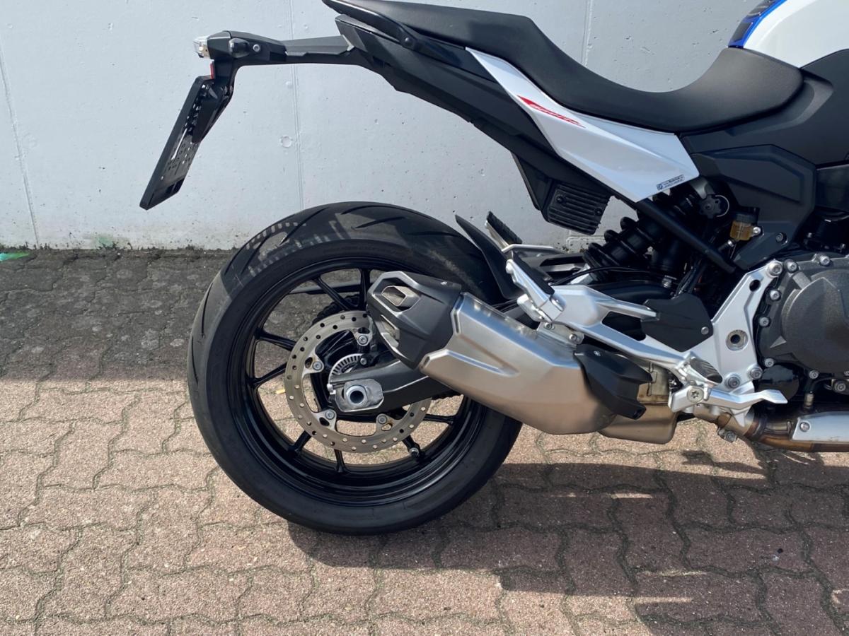 Originalaufnahme des Fahrzeugs