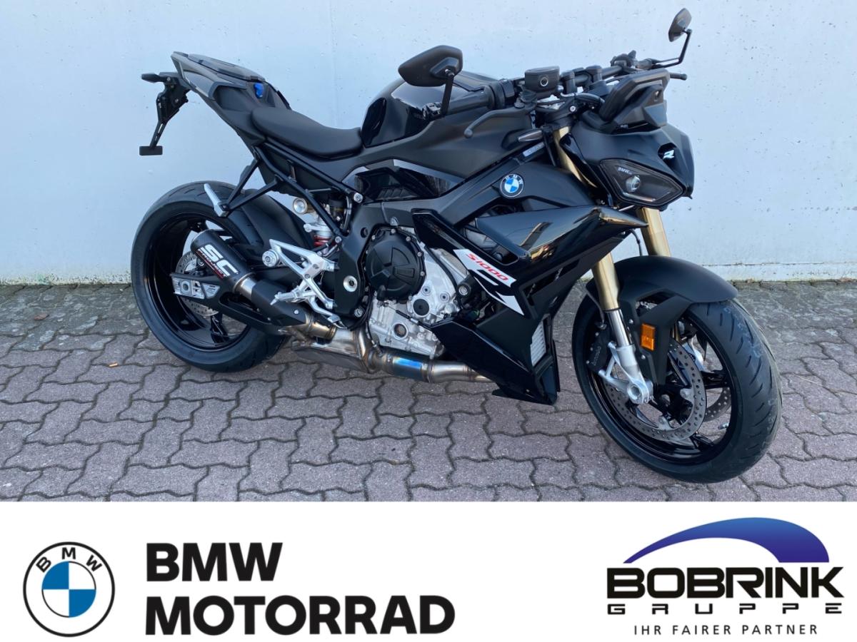 BMW S 1000 R in Schwarz von vorne