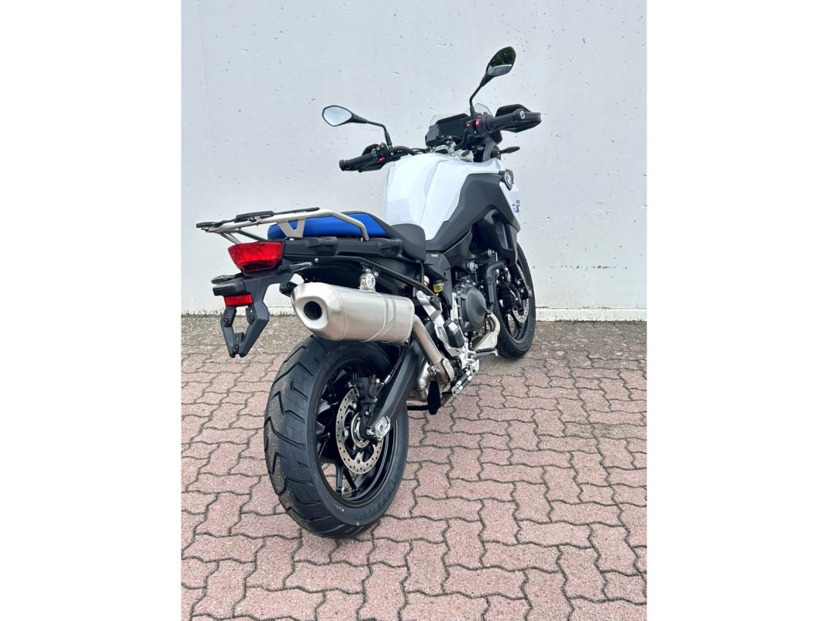 Originalaufnahme des Fahrzeugs