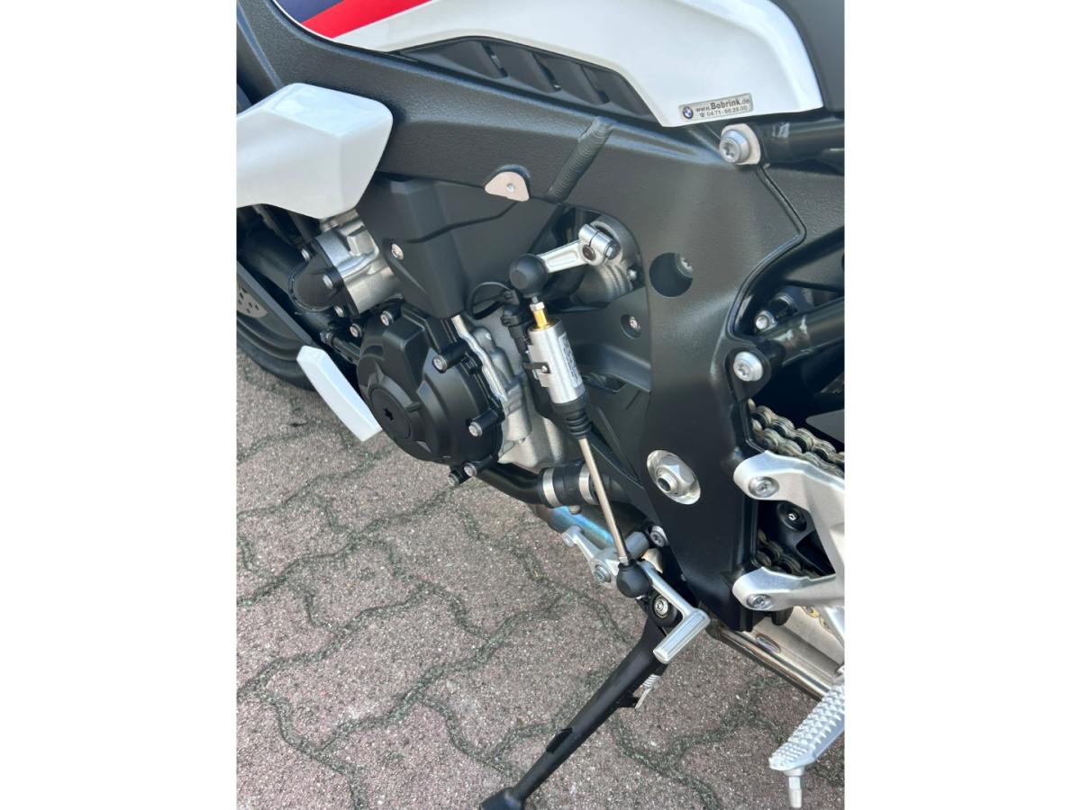 Originalaufnahme des Fahrzeugs