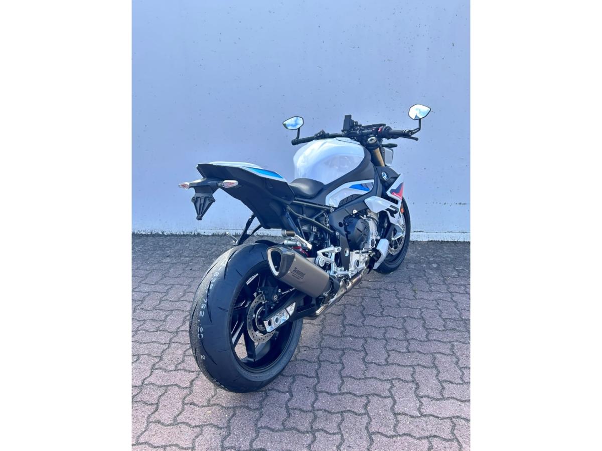 Originalaufnahme des Fahrzeugs