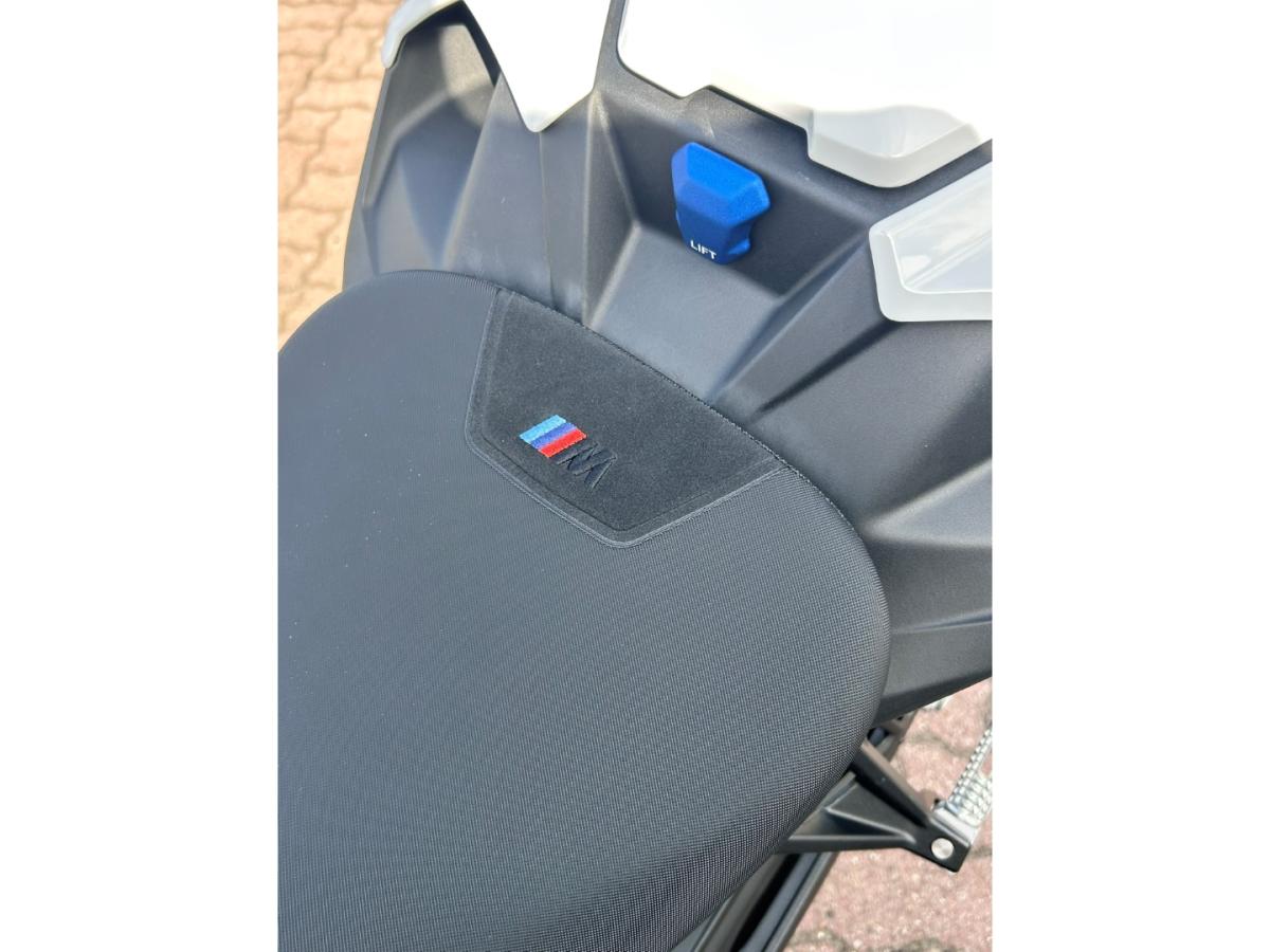 Originalaufnahme des Fahrzeugs