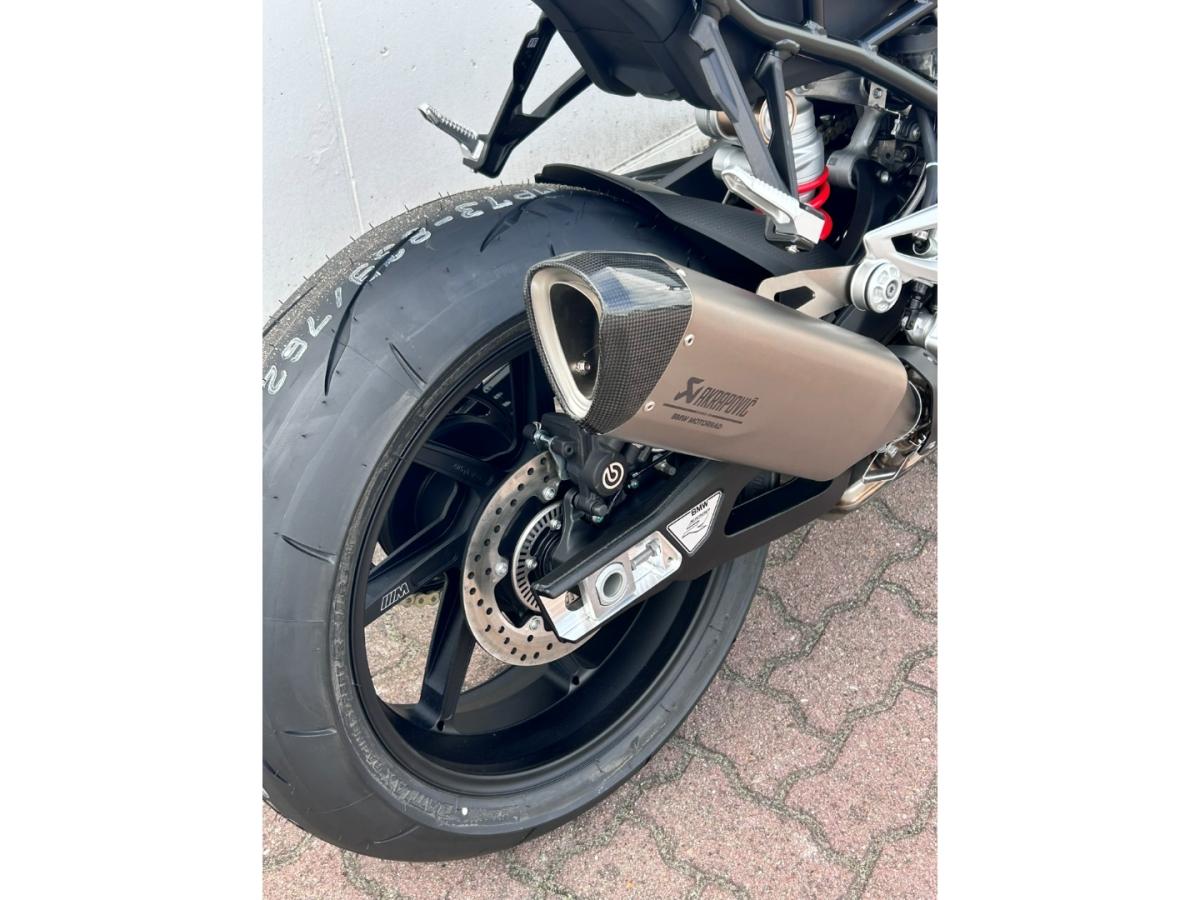 Originalaufnahme des Fahrzeugs