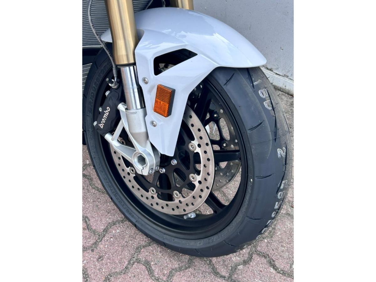 Originalaufnahme des Fahrzeugs