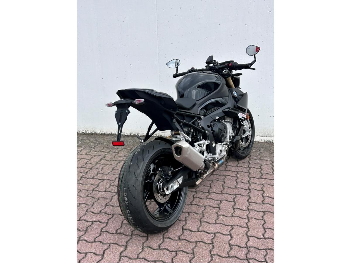 Originalaufnahme des Fahrzeugs