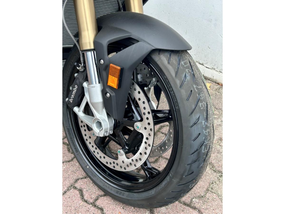 Originalaufnahme des Fahrzeugs
