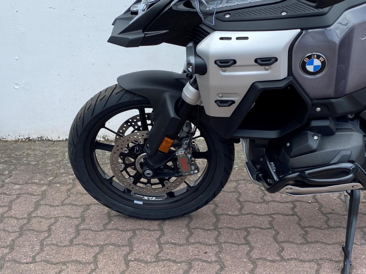 Originalaufnahme des Fahrzeugs
