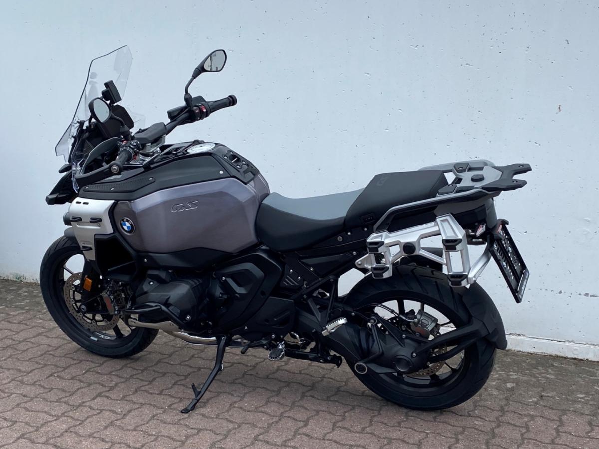Originalaufnahme des Fahrzeugs