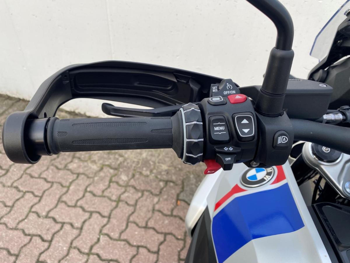Originalaufnahme des Fahrzeugs
