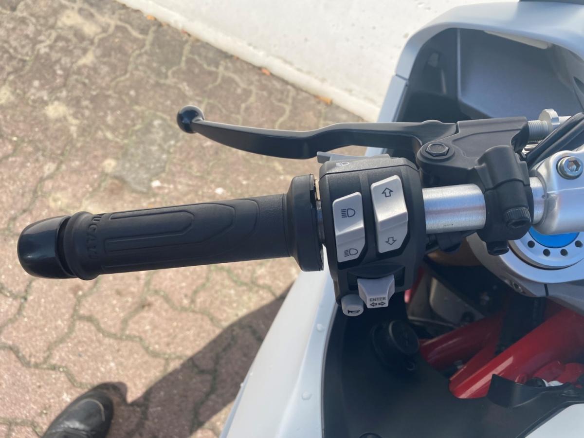 Originalaufnahme des Fahrzeugs
