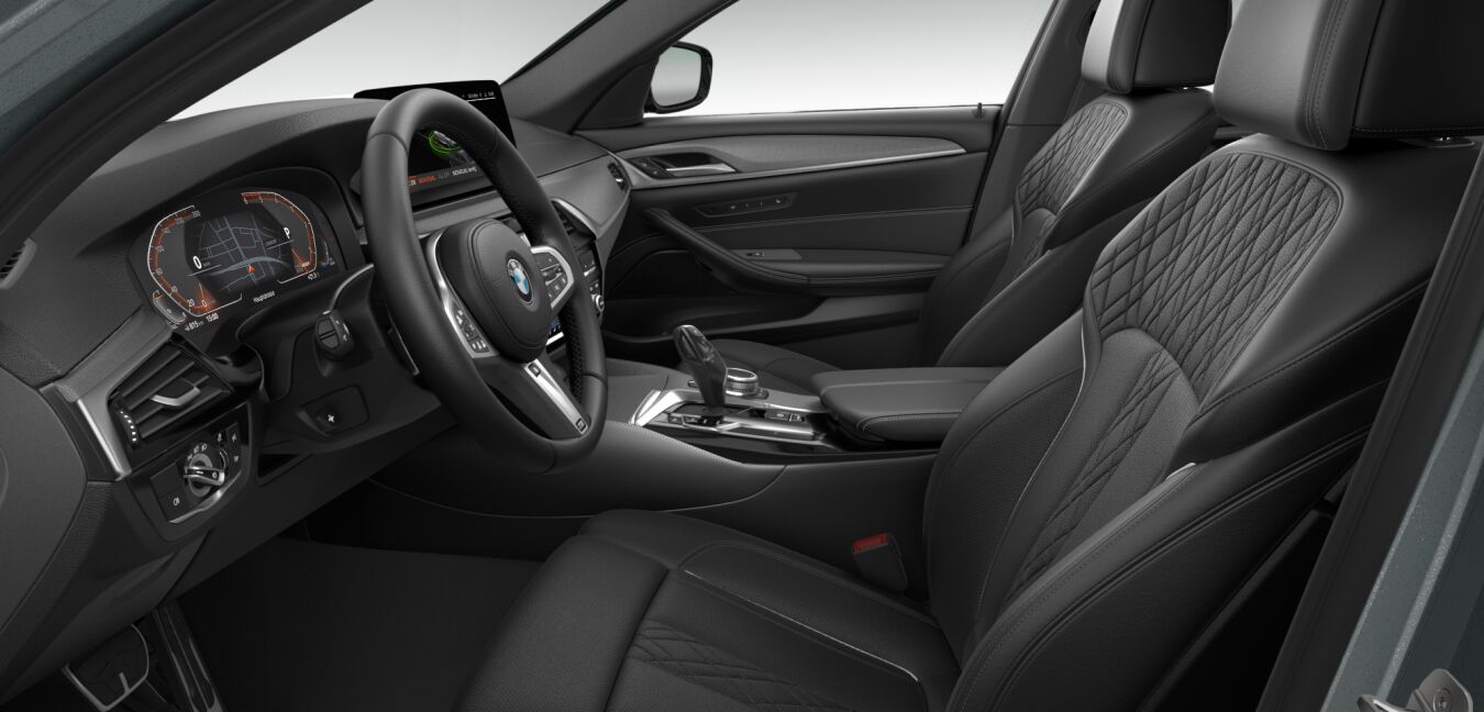 BMW BMW 5er im Innenraum seitlich BMW BMW 5er im Innenraum seitlich