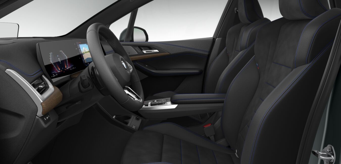 BMW BMW 2er im Innenraum seitlich BMW BMW 2er im Innenraum seitlich