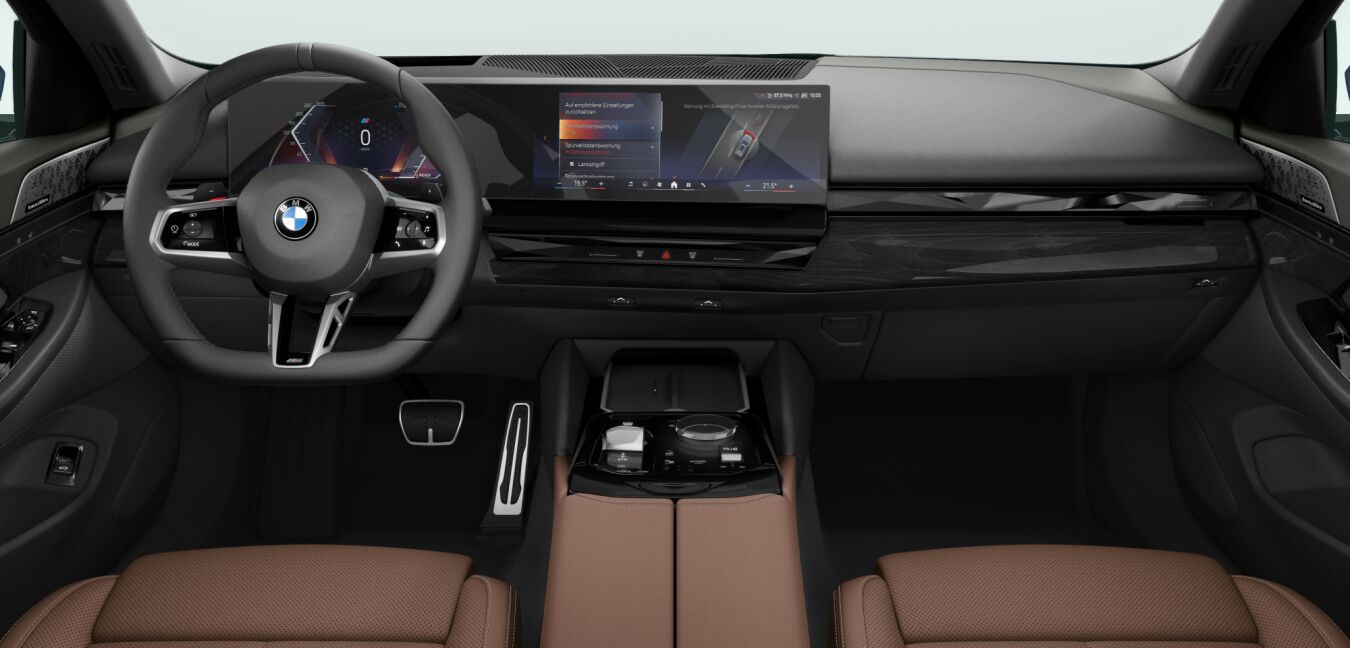 BMW BMW 5er im Innenraum von vorne