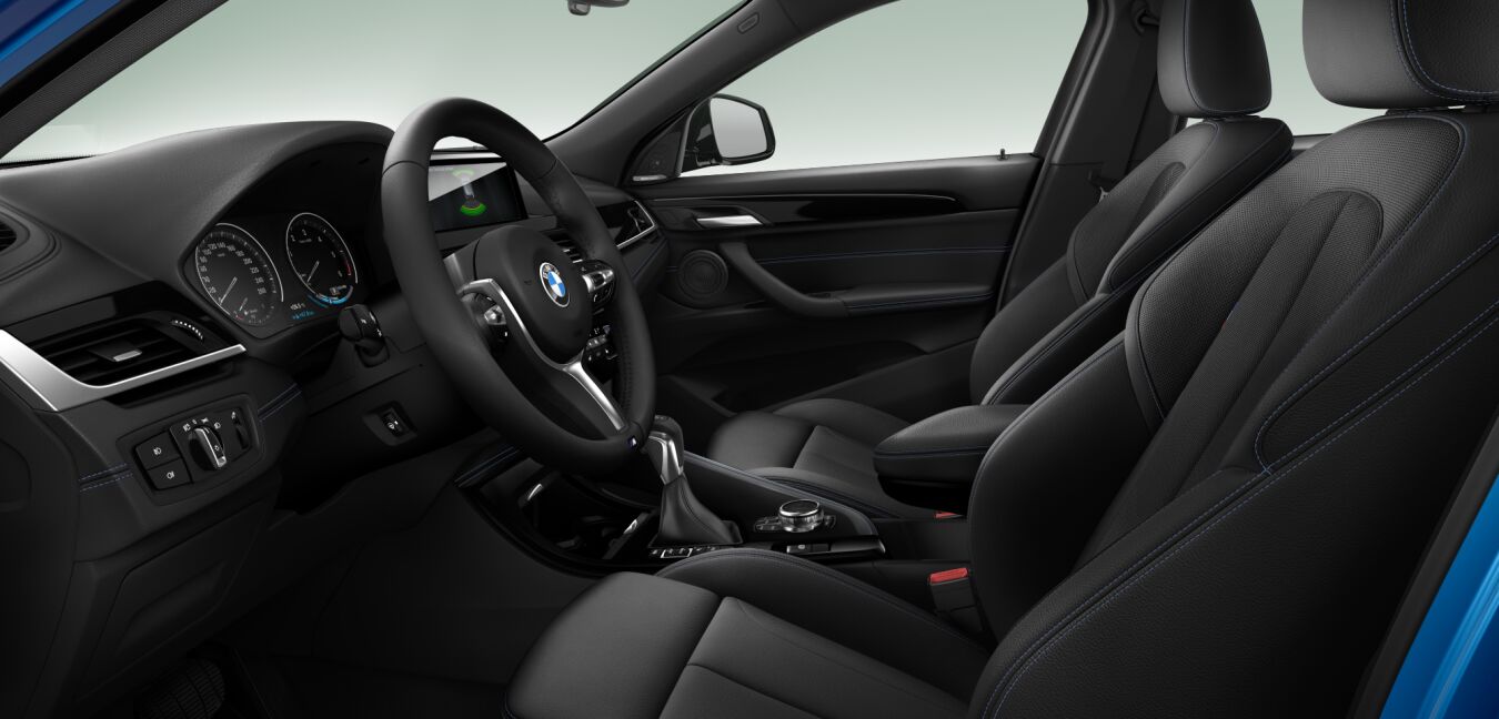 BMW BMW X im Innenraum seitlich BMW BMW X im Innenraum seitlich