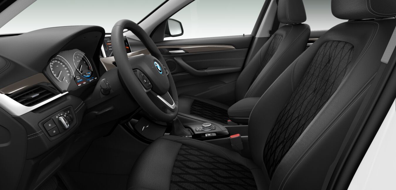 BMW BMW X im Innenraum seitlich BMW BMW X im Innenraum seitlich