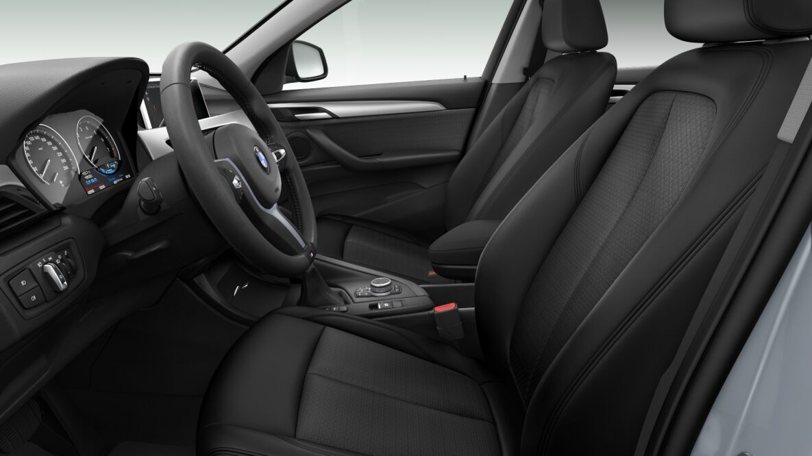 BMW BMW X im Innenraum seitlich BMW BMW X im Innenraum seitlich