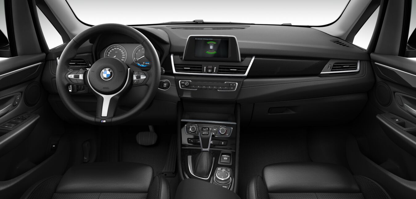BMW BMW 2er im Innenraum von vorne BMW BMW 2er im Innenraum von vorne