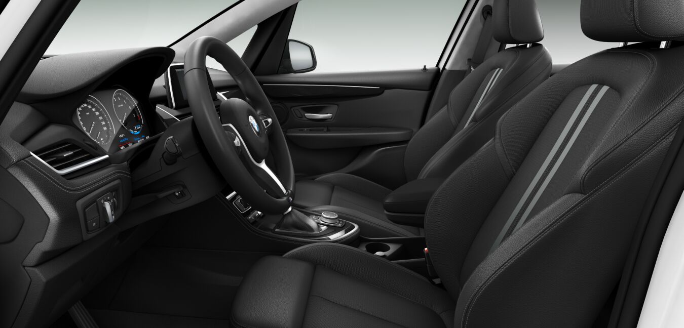 BMW BMW 2er im Innenraum seitlich BMW BMW 2er im Innenraum seitlich
