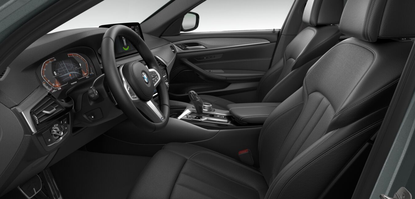 BMW BMW 5er im Innenraum seitlich BMW BMW 5er im Innenraum seitlich