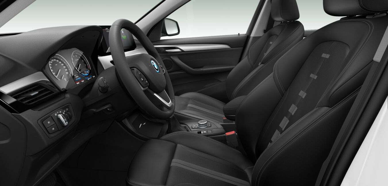 BMW BMW X im Innenraum seitlich BMW BMW X im Innenraum seitlich