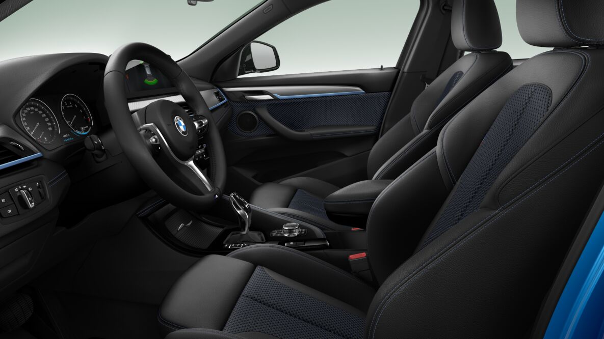 BMW BMW X im Innenraum seitlich BMW BMW X im Innenraum seitlich