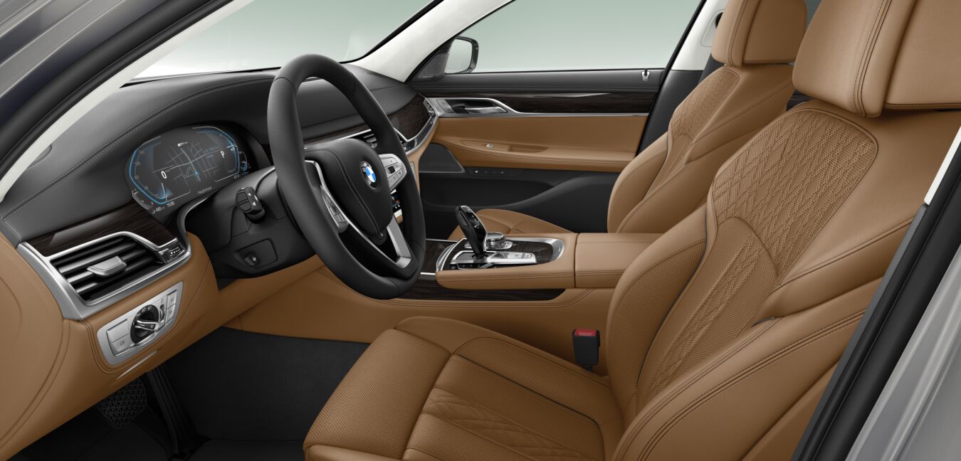 BMW BMW 7er im Innenraum seitlich BMW BMW 7er im Innenraum seitlich