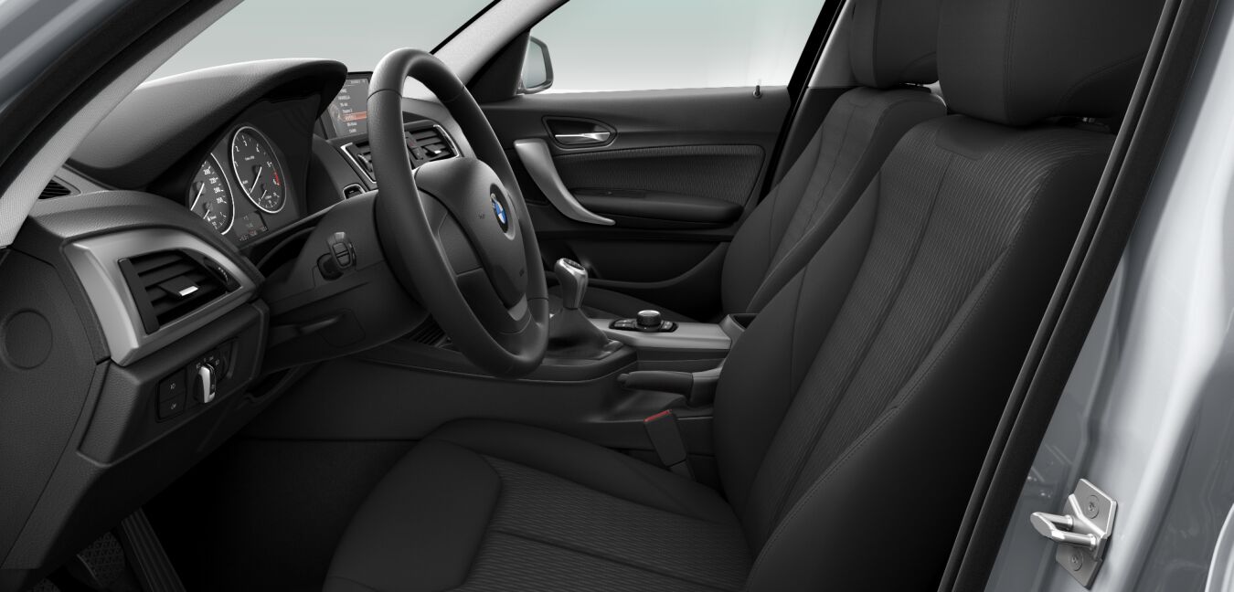 BMW BMW 1er im Innenraum seitlich BMW BMW 1er im Innenraum seitlich