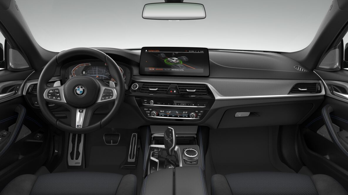 BMW BMW 5er im Innenraum von vorne BMW BMW 5er im Innenraum von vorne