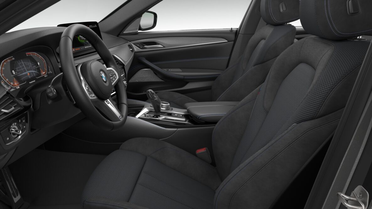 BMW BMW 5er im Innenraum seitlich BMW BMW 5er im Innenraum seitlich