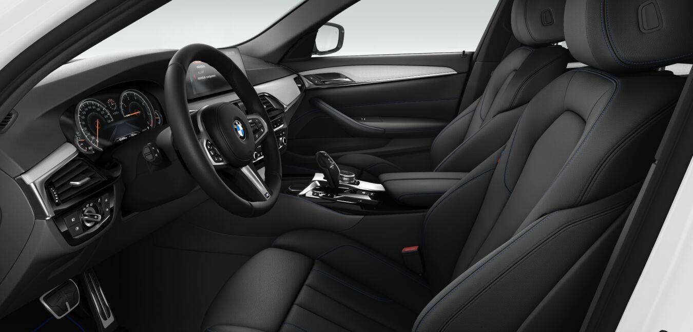 BMW BMW 5er im Innenraum seitlich BMW BMW 5er im Innenraum seitlich