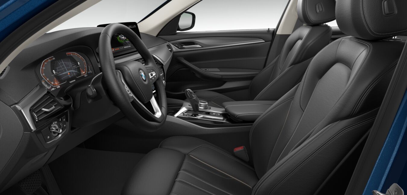 BMW BMW 5er im Innenraum seitlich BMW BMW 5er im Innenraum seitlich