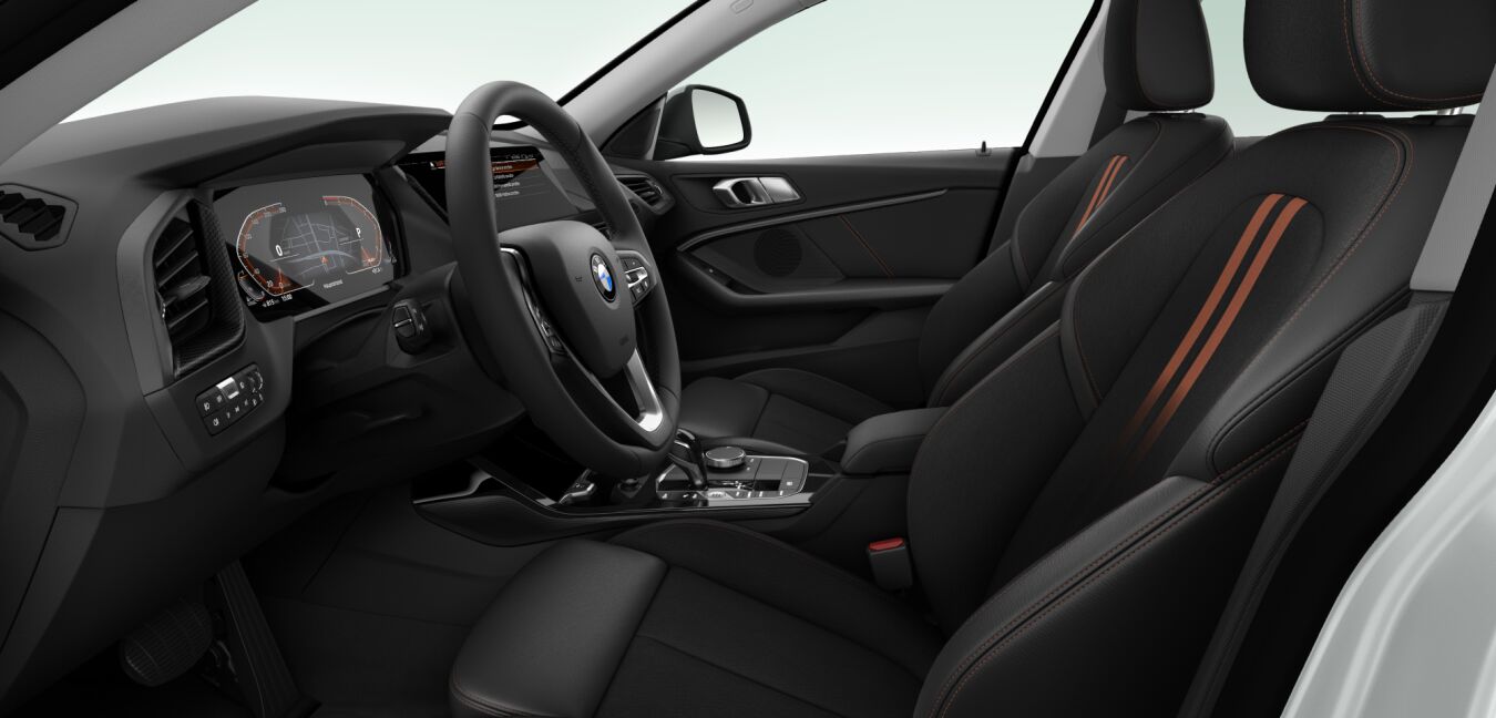 BMW BMW 2er im Innenraum seitlich BMW BMW 2er im Innenraum seitlich