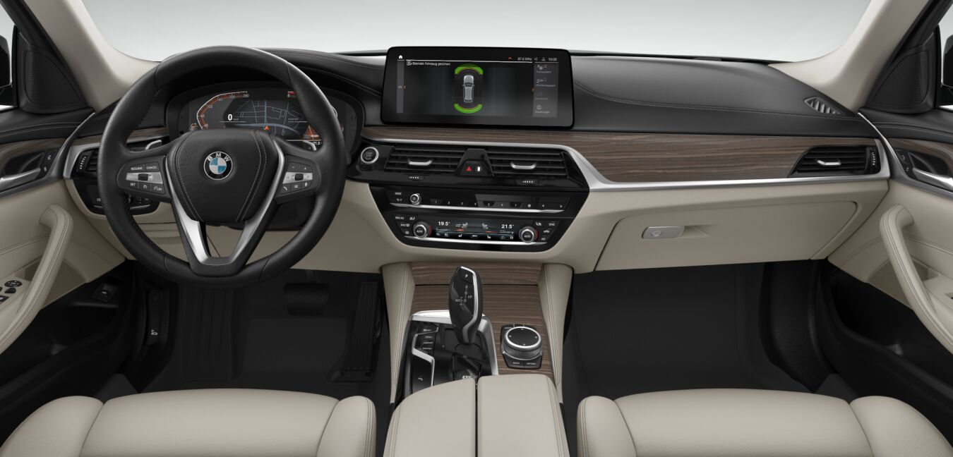 BMW BMW 5er im Innenraum von vorne BMW BMW 5er im Innenraum von vorne