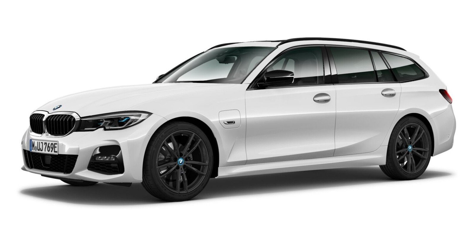 BMW 330e xDrive Touring in Weiß von vorne BMW 330e xDrive Touring in Weiß von vorne