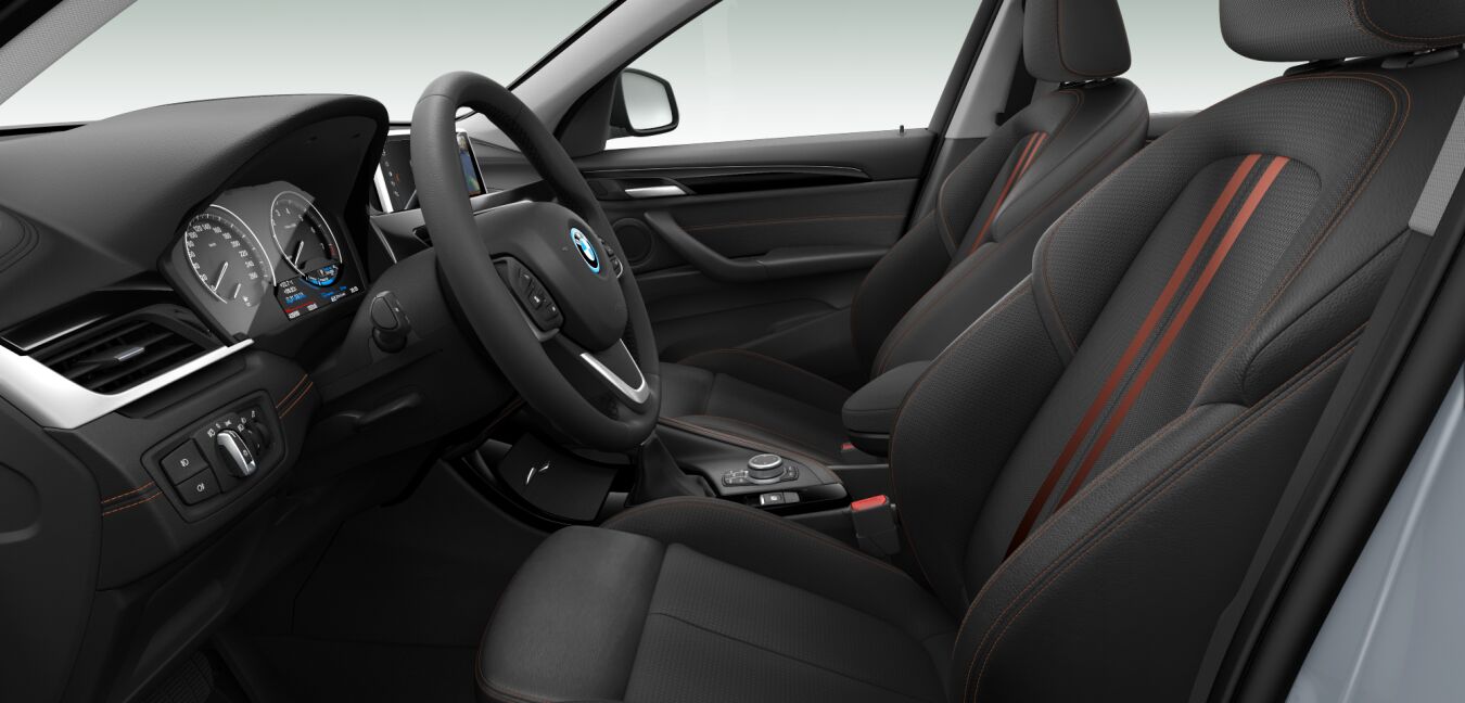 BMW BMW X im Innenraum seitlich BMW BMW X im Innenraum seitlich