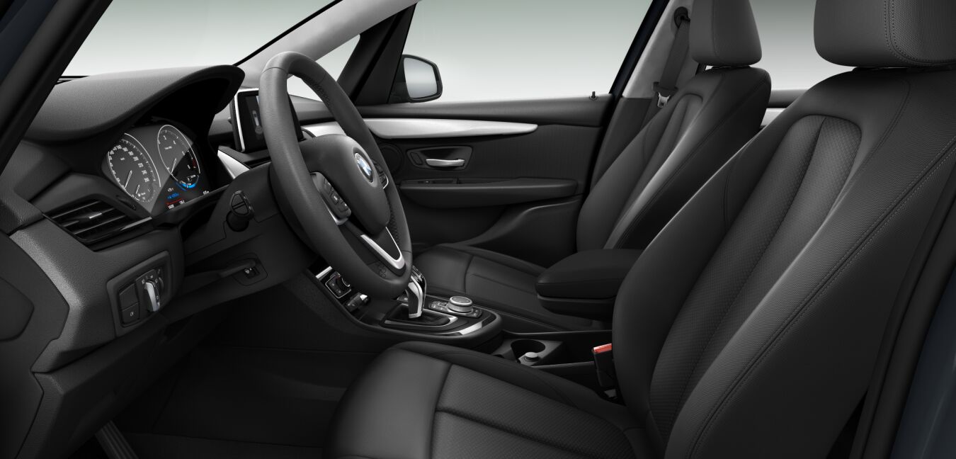 BMW BMW 2er im Innenraum seitlich BMW BMW 2er im Innenraum seitlich