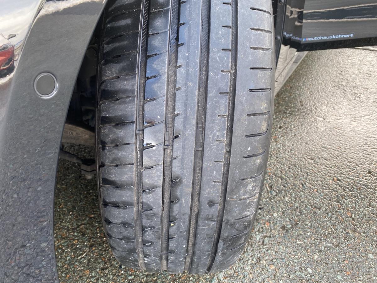 Originalaufnahme des Fahrzeugs Originalaufnahme des Fahrzeugs