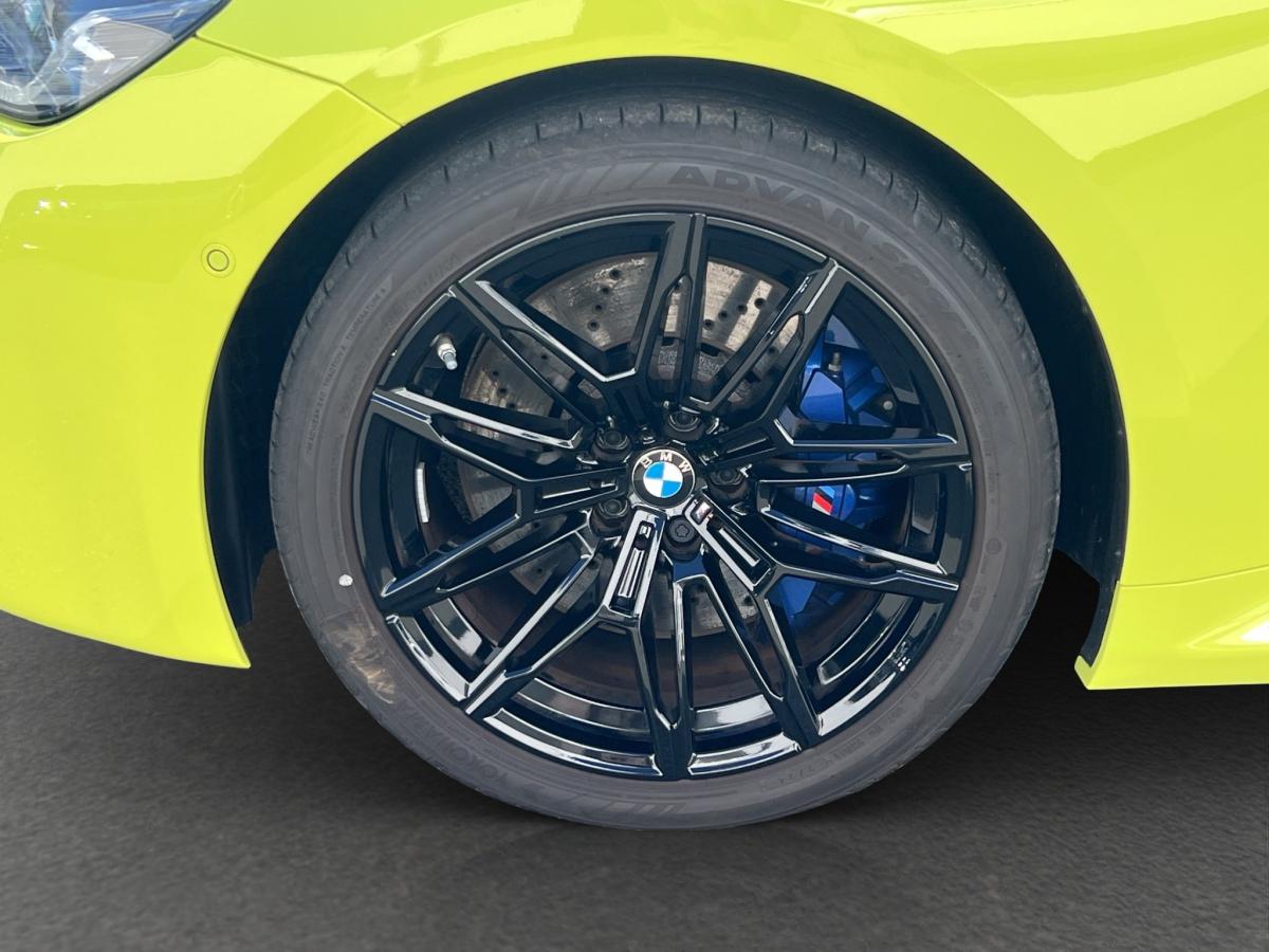 BMW M2 Coupe mit Detailansicht auf die Felgen