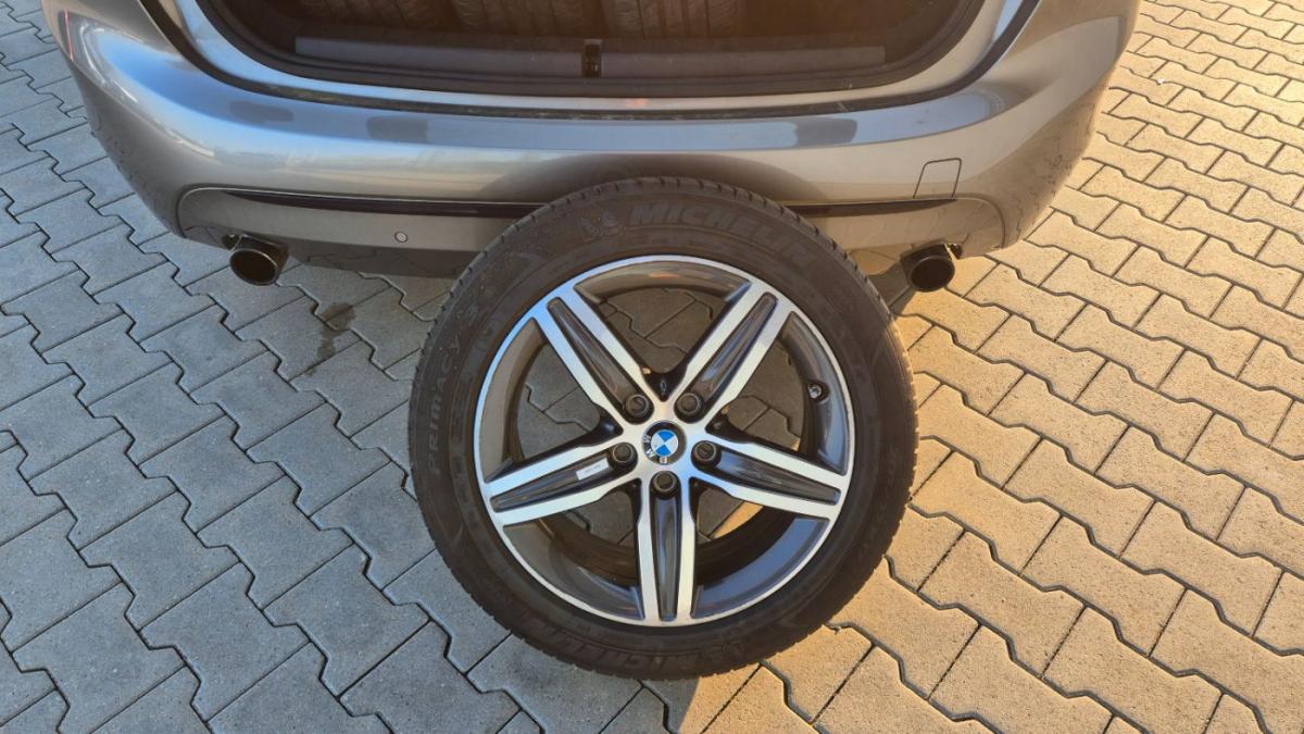 Originalaufnahme des Fahrzeugs Originalaufnahme des Fahrzeugs