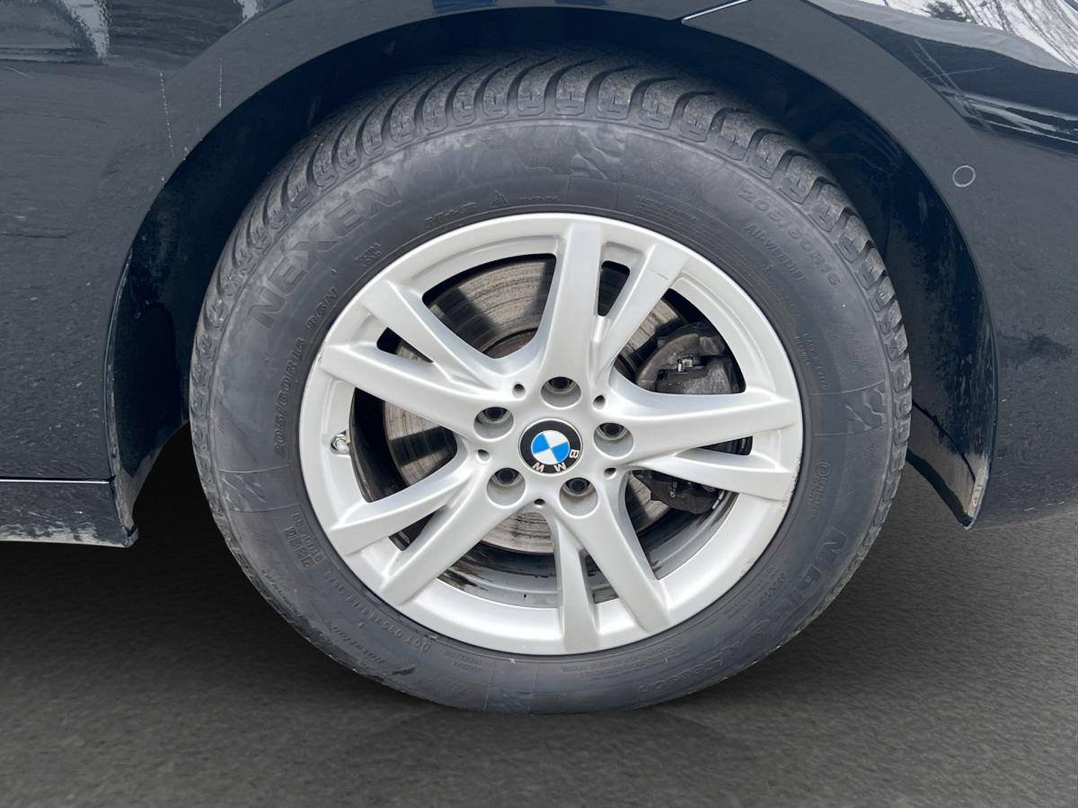 Originalaufnahme des Fahrzeugs Originalaufnahme des Fahrzeugs