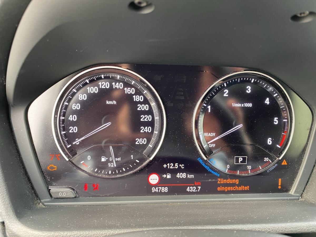Originalaufnahme des Fahrzeugs Originalaufnahme des Fahrzeugs