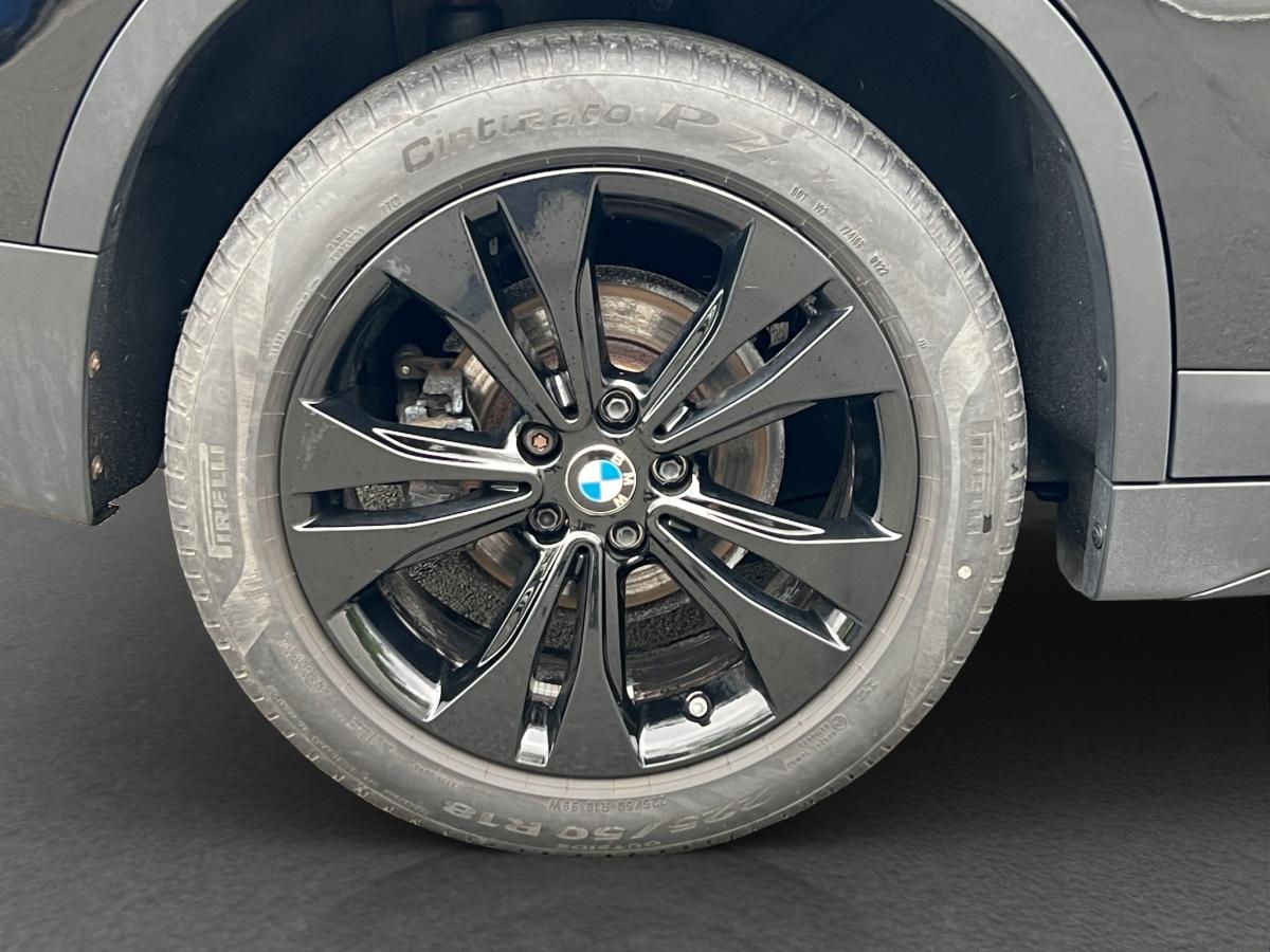 Originalaufnahme des Fahrzeugs Originalaufnahme des Fahrzeugs