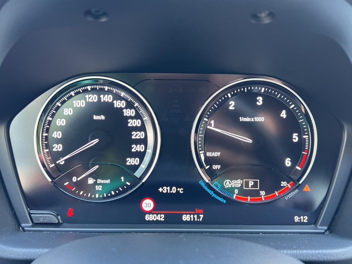 Originalaufnahme des Fahrzeugs Originalaufnahme des Fahrzeugs