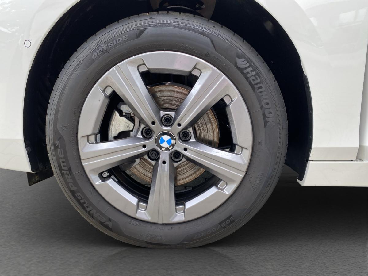 Originalaufnahme des Fahrzeugs Originalaufnahme des Fahrzeugs