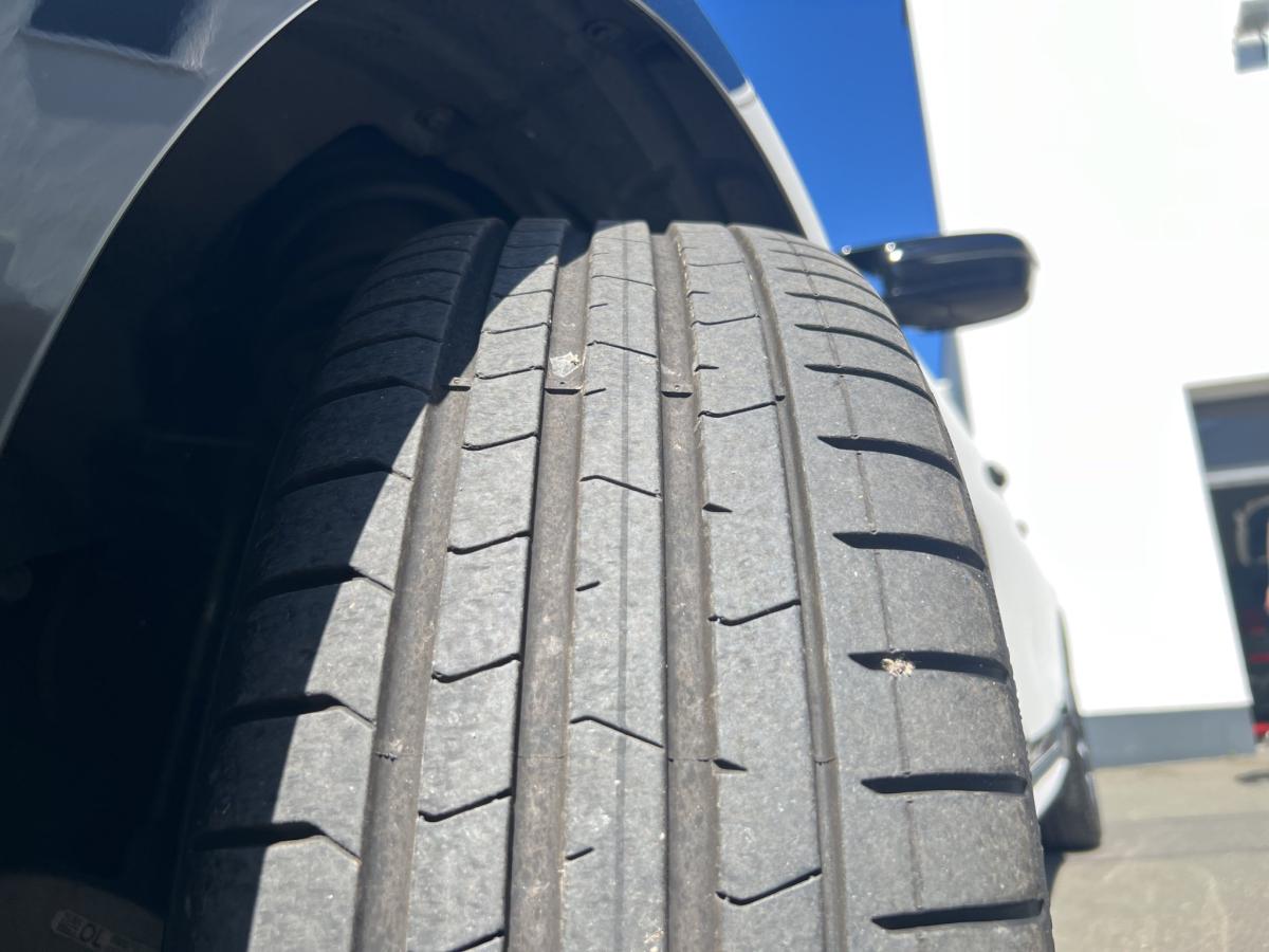 Originalaufnahme des Fahrzeugs Originalaufnahme des Fahrzeugs