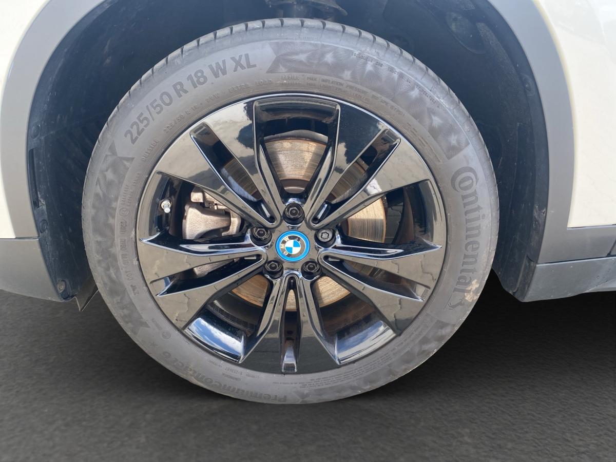 Originalaufnahme des Fahrzeugs Originalaufnahme des Fahrzeugs